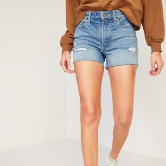 NWOT Old Navy High Waist Distressed Denim Shorts - Picture 8 of 8